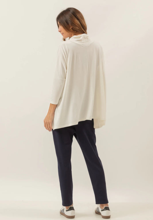 Off White Puffy Collar Blouse