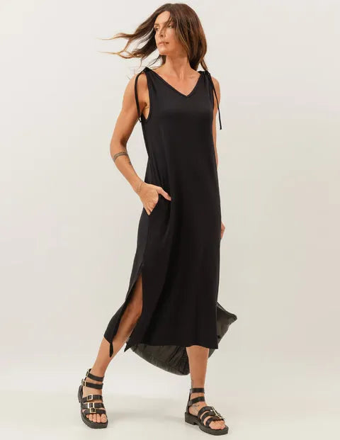 Esmeralda Black Dress